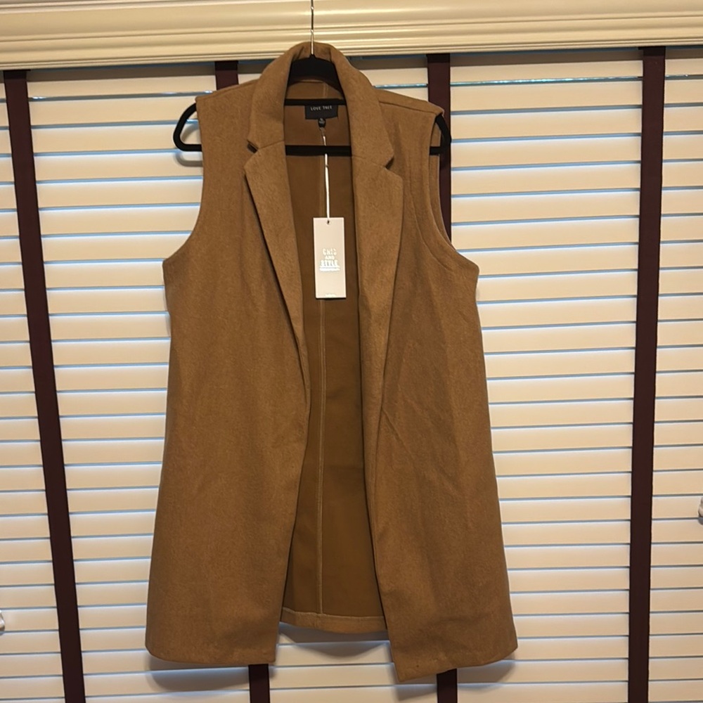 Love Tree Camel Sleeveless Vest -Size XL-NWT